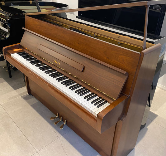 פסנתר קיר Yamaha מדגם M1 - יפן